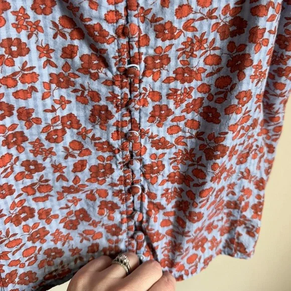 Madewell Floral Blouse in Red and Blue - Picture 7 of 13